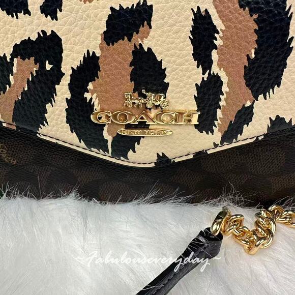 Coach Klare Envelope Crossbody Bag In Signature Canvas With Leopard Print CCD02 - Picture 5 of 7